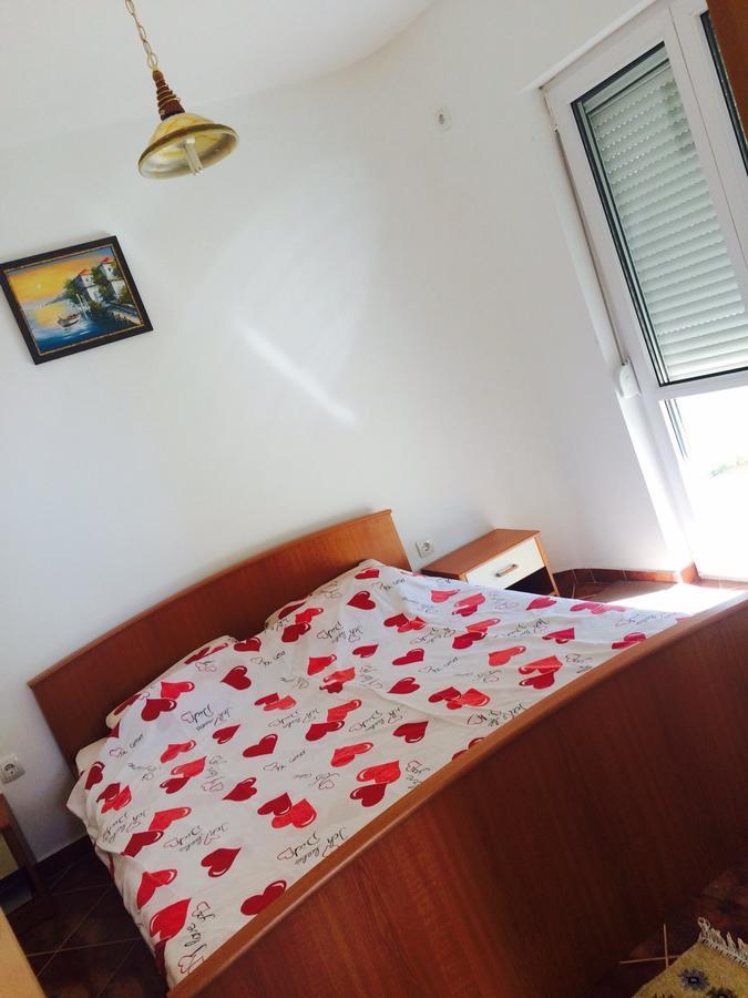 Holiday Home Mikki โดบราวอดา ภายนอก รูปภาพ